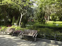 Twenty One Whitfield Hotel di 