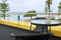 Bucklands Beach Waterfront Motel Hotels in Beachlands