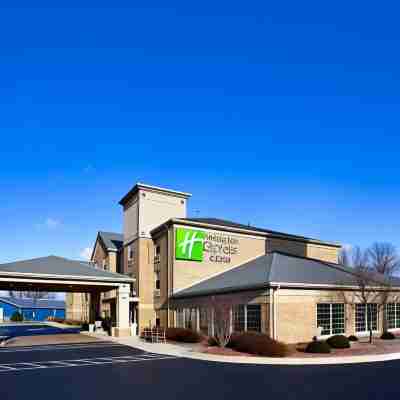 Holiday Inn Express & Suites Sunbury-Columbus Area Hotel Exterior