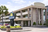 Days Inn by Wyndham Myrtle Beach-Beach Front Hotels in Myrtle Beach