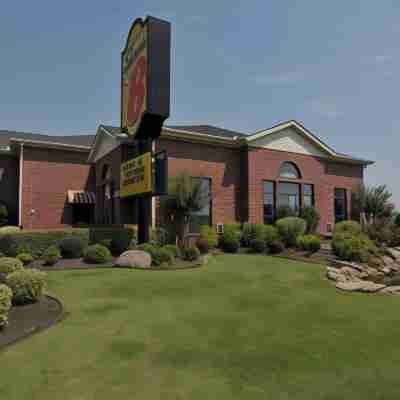 Super 8 by Wyndham Searcy AR Hotel Exterior