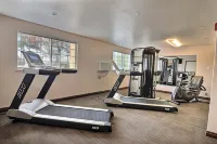 Clarion Inn Renton-Seattle Hotels in Maple Heights-Lake Desire