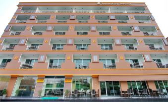 Valhalla Pattaya Hotel