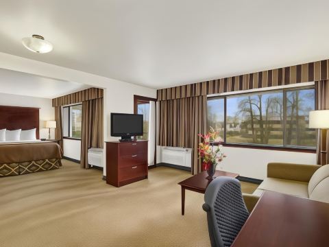 Ramada by Wyndham Tukwila Southcenter