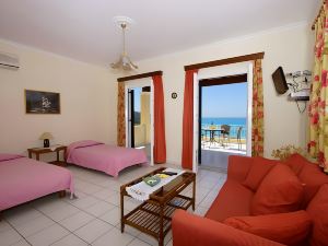 Natalia Apartment B with Panoramic Sea Views of Agios Gordios Bay