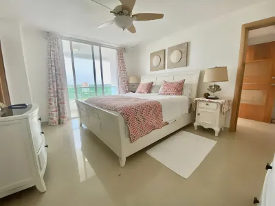 @Marbella Fabulous 3Br &3ba Pool and Beach