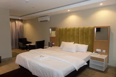 Blackwood hotel Hotels near All Seasons Place