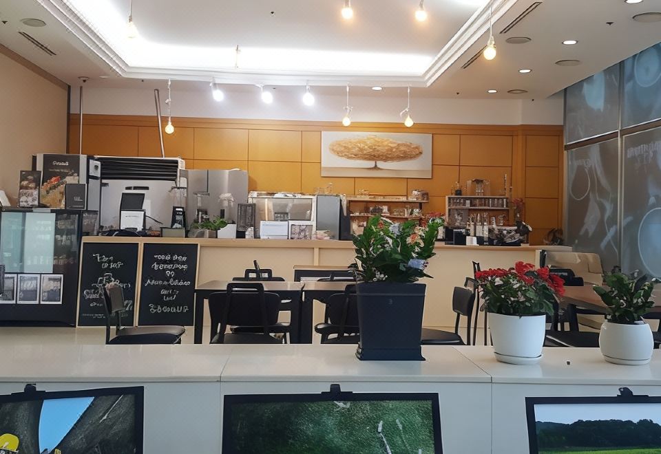 Kumgangsan Condo Gosung Over view