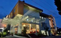 UNY飯店 Universitas Negeri Yogyakarta附近的飯店