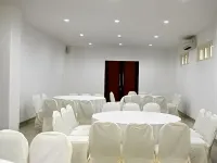 M Hotel Hotels in Cakranegara