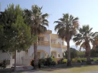 Paradise Hotels in Catalkoy