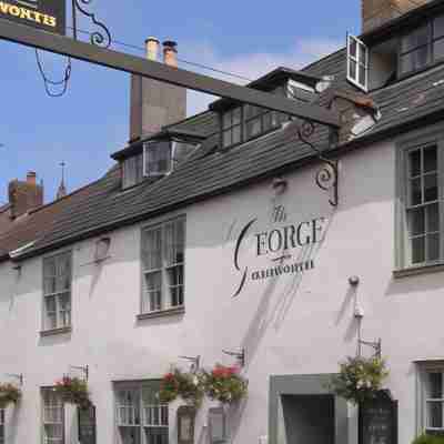 The George at Nunney Hotel Exterior