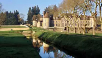 Château de La Rivière Hotele w: Les Menus