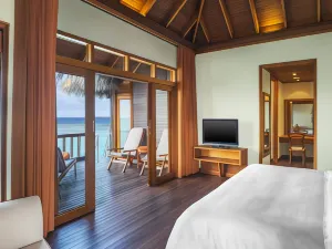 Sheraton Maldives Full Moon Resort & Spa