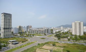 1. 모나코 호텔 다..