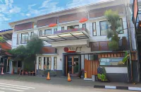 Mawar Asri Hotel - 2 stelle