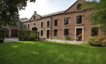 Hôtel - Ferme du Château d'Ahin