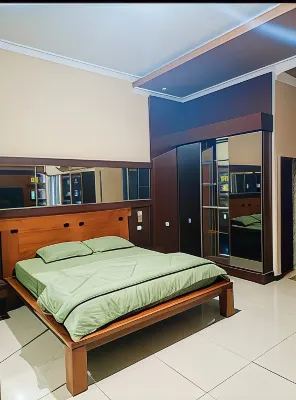 Wangi Agung Luxury Home Hotels in Banyuwangi Sub-District