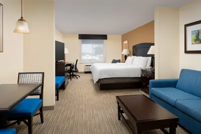 Holiday Inn Express & Suites Uvalde Отели в г. Ювалде