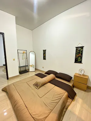 Villa Nemasu Hotels in Cisarua