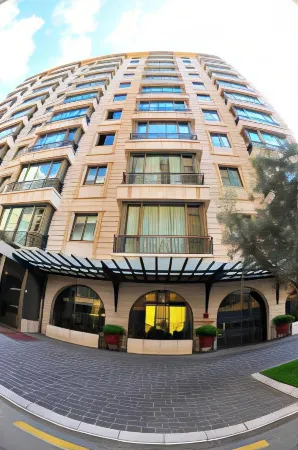 Lancaster Raouche Hotel