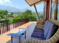 Villa Tiara 88 Hotels in Cipanas