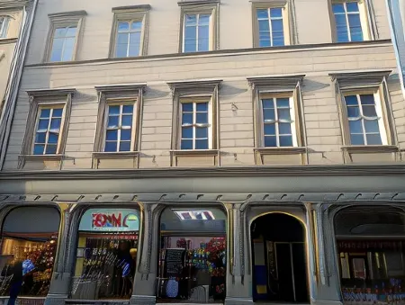 Boutique Aparthotel Отели рядом с достопримечательностью «Adam Mickiewicz statue»