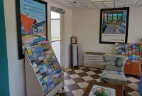 Howard Johnson by Wyndham Virginia Beach - parking