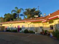 Sands Inn