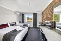 Bushman's Motor Inn Hotels in Vale of Clwydd