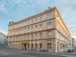 HiLight Suites Hotel
