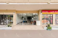 RedLiving Apartemen Tamansari Panoramic - Santuy Agency Lobby P1 9