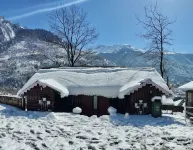 Apple Valley Cottages Lachung Hotels in Lachung