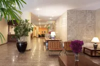 Hotel Rojas All Suite - parcheggio