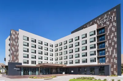 Hotel Indigo Irving - Las Colinas Hotel in zona G2 Secure Staff