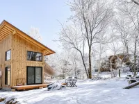 Yatsugatake Little Village Hotel Hotels in Fujimi