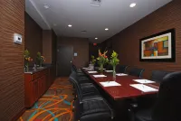 Holiday Inn Express & Suites Gonzales Hotels in Gonzales