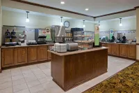 Country Inn & Suites by Radisson, Minot, ND - breakfast