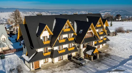 Dom Wczasowy Na Szczycie Hotels in Zab