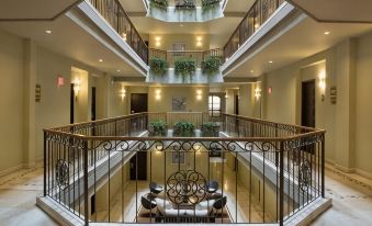 Movich Casa del Alferez