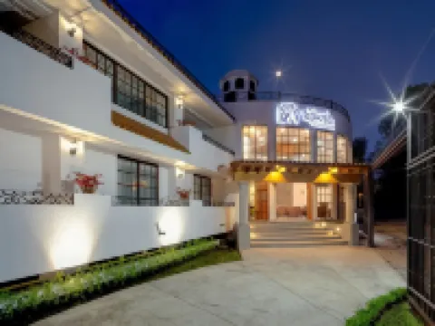 ホテル ラス プエルタス デ テポストゥラン テポストランのホテル