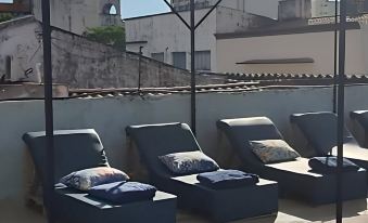 Mediterraneo Youth Hostel
