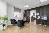 Bank Guesthouse by Kef Airport Hotels in Keflavik