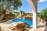 Minos Country Living Apartments - مسبح خاص