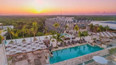 Motto by Hilton Tulum Hotels near Alumbra Tulum