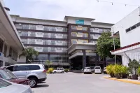 Dohera Hotel - parkir
