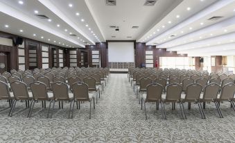 Sarot Termal Park Resort & Spa - Halal Hotel