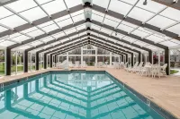 Quality Inn and Suites Newport - Middletown