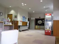 Toyama Ryokan - parking