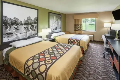 Super 8 by Wyndham Dwight Hotels in Goodfarm Township